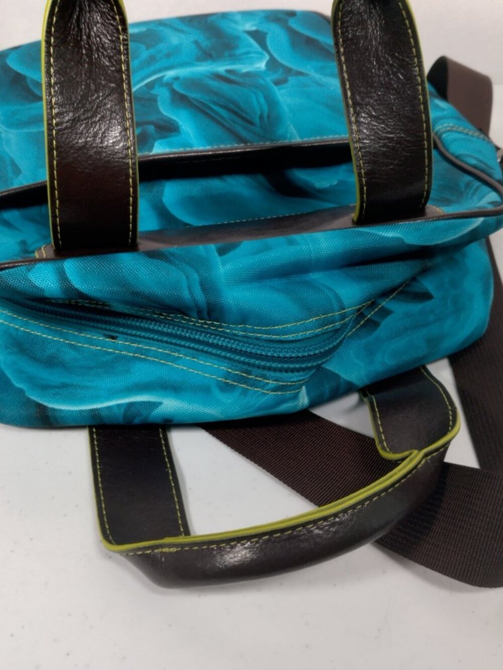 Nike Tote Bag Blue Abstract Print Padded Shoulder Strap Trippy Swirl Travel - Picture 9 of 16